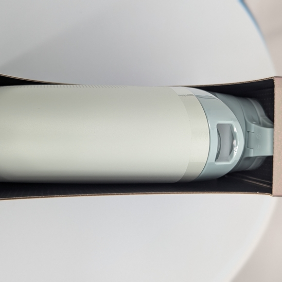 The Stanley Cross Bottle 23 OZ travel water bottle sports gift color mist new - Picture 3 of 9